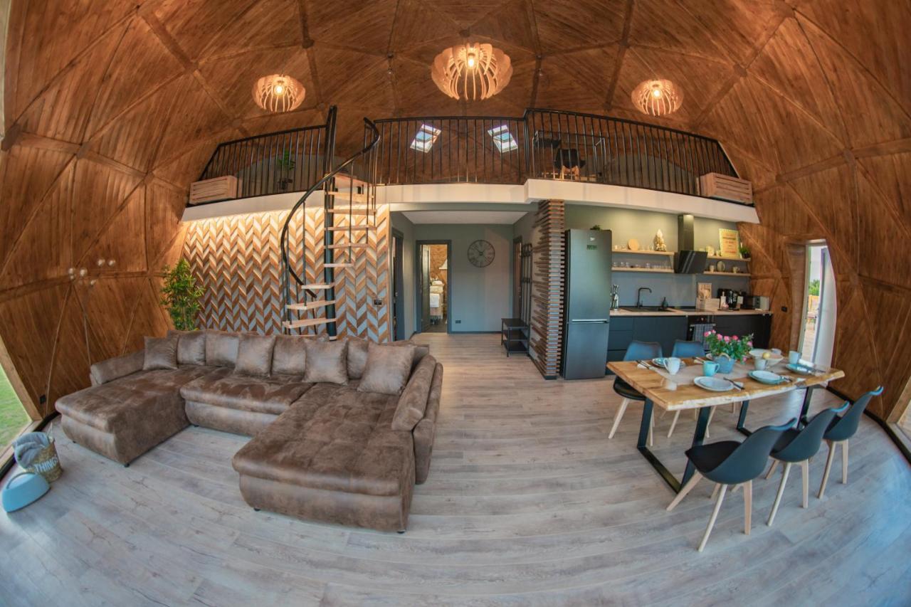 The Dome Breaza别墅 外观 照片